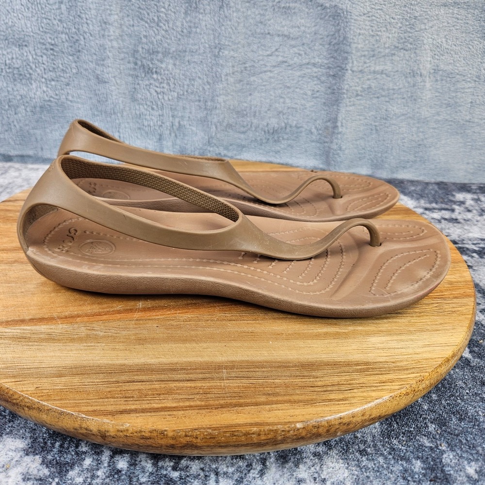 Crocs Sexi Flip Sandals Womens Size 7 Tan T Strap Comfort Flat Thong Ankle Strap
